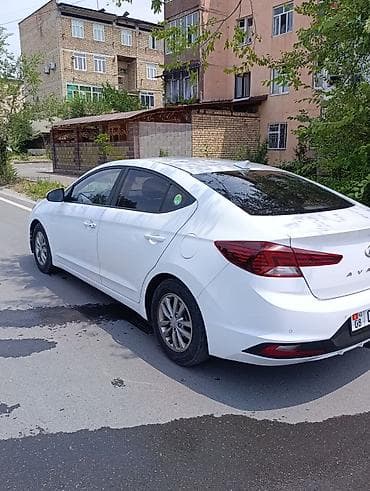 Транспорт: Hyundai Avante: 2019 г., 1.6 л, Вариатор, Бензин, Седан — 5
