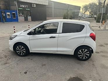 Chevrolet Spark: 2020 г., 1 л, Автомат, Бензин, Хэтчбэк — 4
