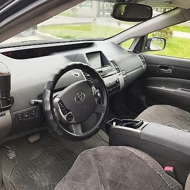Toyota: Toyota Prius: 2006 г., 1.5 л, Вариатор, Гибрид, Хэтчбэк — 9