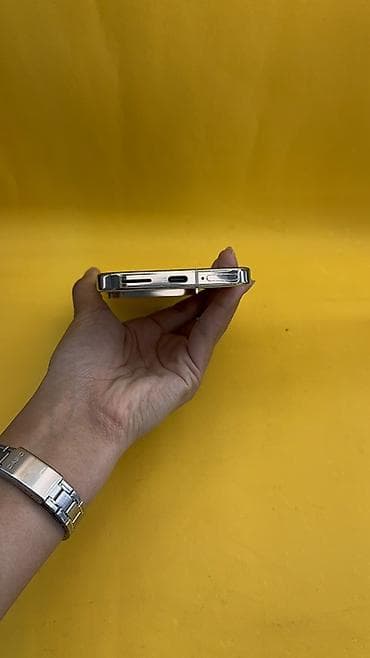 Google Pixel 9 Pro, Б/у, 256 ГБ, цвет - Белый, В рассрочку, 1 SIM — 3