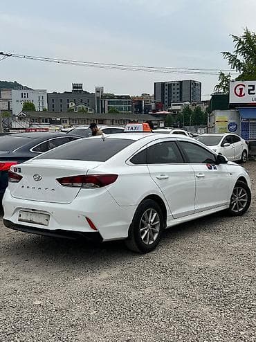 lf sonata: Hyundai Sonata: 2019 г., 2 л, Автомат, Газ, Седан — 4
