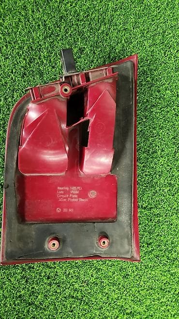 e32 bmw: Арткы оң фонарь BMW 2000 г., Колдонулган, Оригинал, Германия — 3