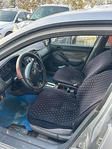 Honda Civic: 2001 г., 1.8 л, Автомат, Бензин, Седан — 4