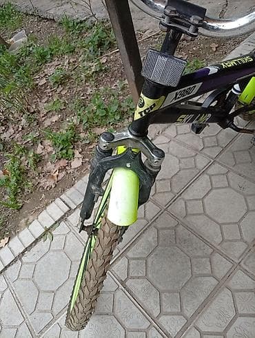 fixed gear: Детский велосипед, 2-колесный, 6 - 9 лет, Для мальчика, Б/у — 4