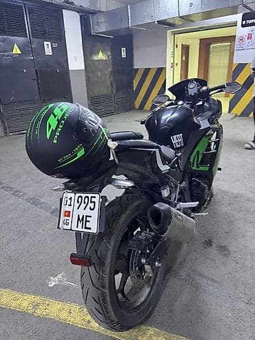 мотоцикл реплика: Спортбайк Kawasaki, 400 куб. см, Бензин, Б/у — 2