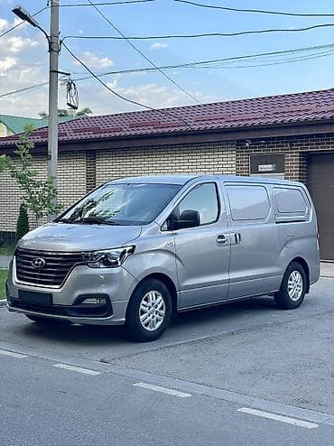 Hyundai Grand Starex: 2020 г., 2.5 л, Автомат, Дизель — 9