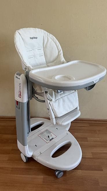для еды: Стульчик для кормления, Б/у, Peg perego, Пластик, Трансформер, цвет - Белый, Самовывоз — 1