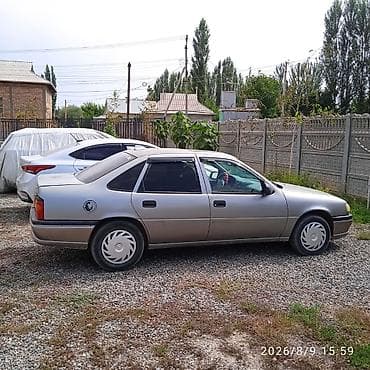карадар: Opel Vectra: 1995 г., 1.8 л, Кол менен иштөөчү, Бензин, Лифтбек — 6