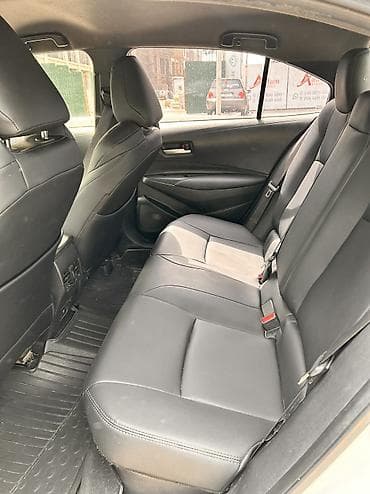 Транспорт: Toyota Corolla: 2020 г., 1.8 л, Гибрид, Седан — 6