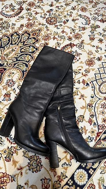 Сапоги, 37.5, 38, Glossi, Б/у, цвет - Черный, Самовывоз