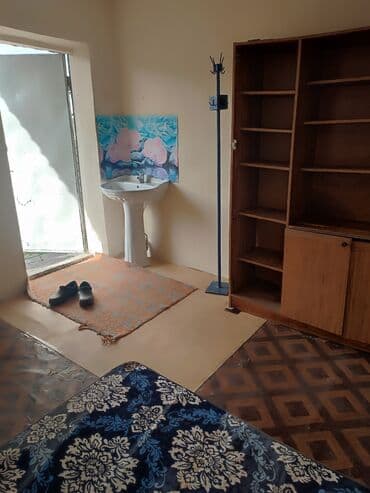 ош дом аренда: Комната для проживания - Отдельная комната с окном и выходом на улицу — 2