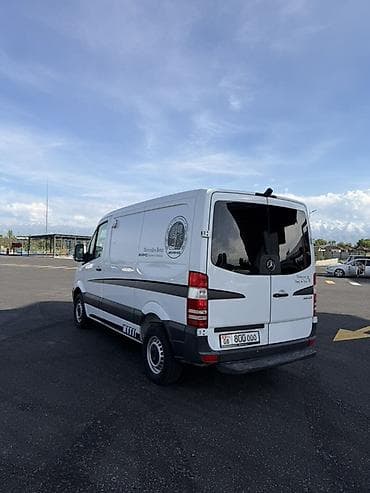 ford c max: Легкий грузовик, Mercedes-Benz — 4