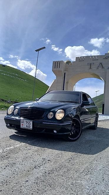 решотка степ: Mercedes-Benz E-Class: 2001 г., 5.5 л, Автомат, Бензин, Седан — 1