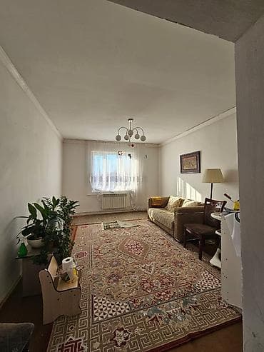 выход к речке: Продаётся жилой дом у воды. Описание: - Просторные светлые комнаты с — 2