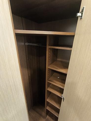 жилет бритва: Шкаф для одежды, Б/у, Угловой, ЛДСП — 4