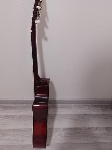 гитара 6 струн: Акустическая гитара с вырезом (cutaway). - Корпус формы дредноут с — 2