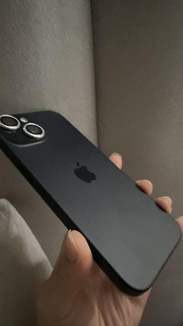 hoco w30: IPhone 15, Б/у, 128 ГБ, Черный, Чехол, 90 % — 1