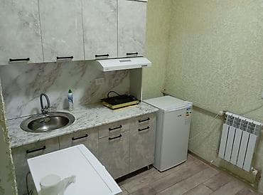 в аренду маникюрный стол: 1 комната, С мебелью полностью — 2