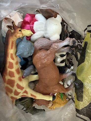 продам рубашку: Продаются игрушки Все что на фото Общее состояние 7/10 +целый пакет — 1