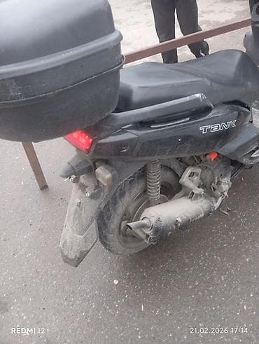 Скутерлер: Скутер TANK, чёрный цвет. Основные характеристики: - Двигатель: 49 — 3