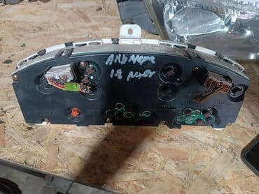 Приборлор калканы Nissan 2003 г., Колдонулган, Оригинал, Германия