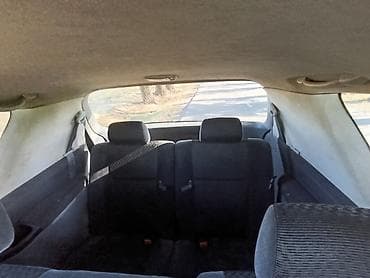 буд е 2: Toyota Ipsum: 2002 г., 2.4 л, Автомат, Бензин, Минивэн — 7