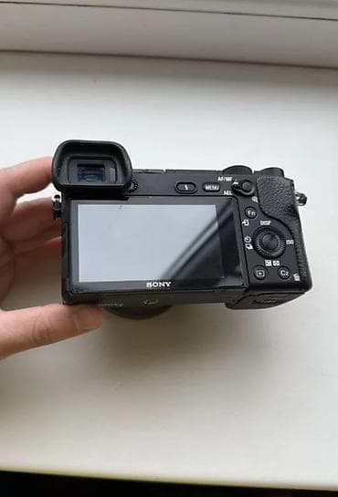 sony a6400 цена: Продаю sony a6300, состояние отличное, кит объектив 16-50мм, 2 батареи — 3