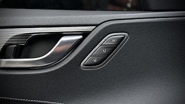 хунда: Hyundai Grandeur: 2019 г., 2.4 л, Вариатор, Гибрид, Седан — 10