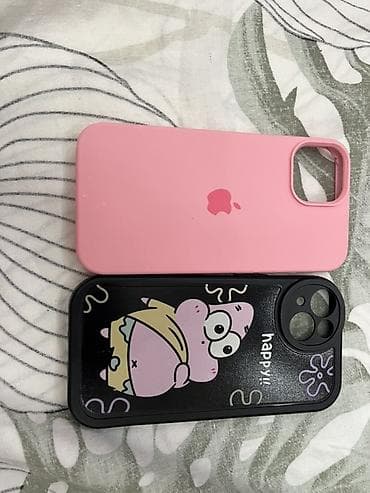 Два чехла для iPhone: 1) Розовый силиконовый чехол с логотипом Apple