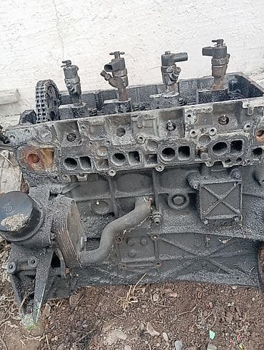 фарсунки на спринтер: Двигатель (рядный, 4‑цилиндровый) в сборе с блоком и головкой — 2