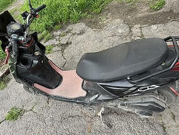 купить грузовой мотороллер бу: Скутер 50–125 см³ (китайский спорт-стайл) только пластик фигня и всё — 4