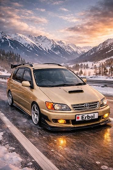 Toyota Ipsum: 2001 г., 2 л, Автомат, Бензин, Вэн/Минивэн — 5