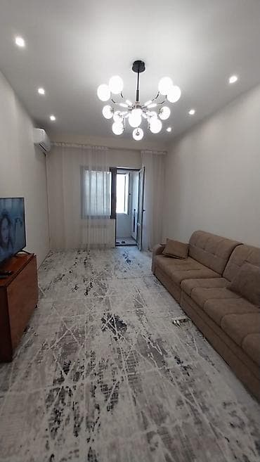 8: 1 комната, 50 м², Золотой квадрат Элитка, 8 этаж, Евроремонт — 1