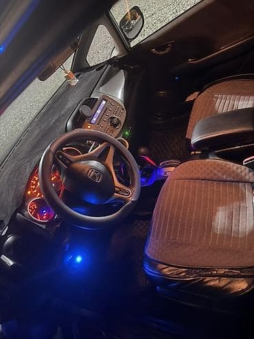 Продажа авто: Honda Jazz: 2009 г., 1.3 л, Вариатор, Бензин, Хэтчбэк — 8