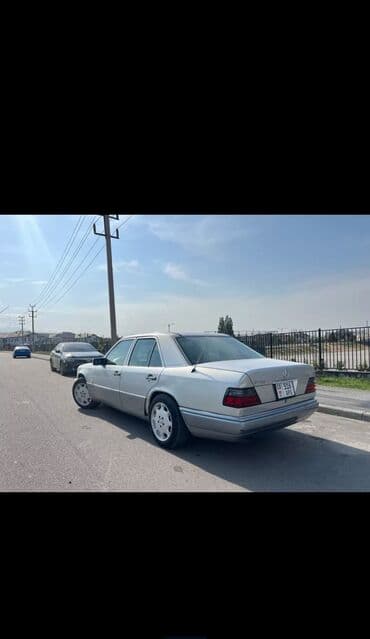 багажник на крышу автомобиля бу: Mercedes-Benz W124: 1995 г., 2.2 л, Механика, Бензин, Седан — 4