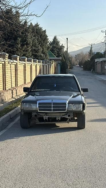 w210 e320: Mercedes-Benz 190: 1991 г., 1.8 л, Механика, Бензин, Седан — 5