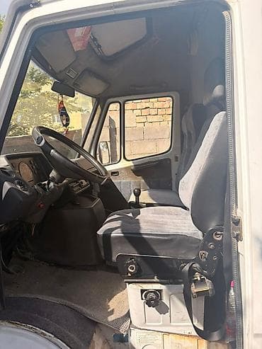 корпус термостата: Mercedes-Benz T1: 1991 г., 2.3 л, Ручные, Дизель, Фургон — 4