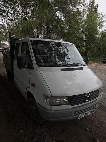 es 2016: Легкий грузовик, Mercedes-Benz, Дубль, Б/у — 3