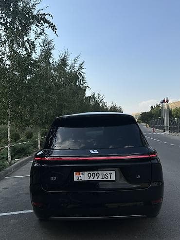 lixiang 9: Lixiang L9: 2024 г., 1.5 л, Автомат, Гибрид, Внедорожник — 4