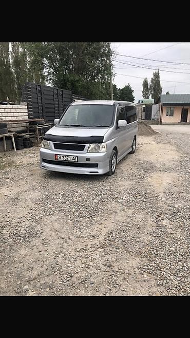 Honda Stepwgn: 2001 г., 2 л, Минивэн