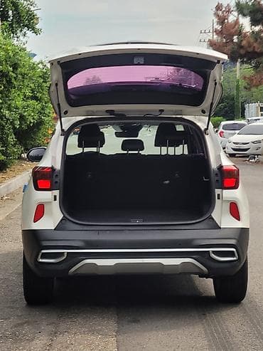 6: Kia Seltos: 2019 г., 1.6 л, Автомат, Бензин, Кроссовер — 4