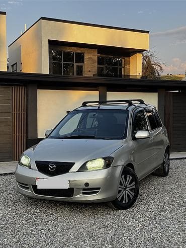 Mazda Demio: 2003 г., 1.3 л, Автомат, Бензин, Хэтчбэк — 3