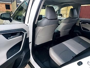Toyota RAV4: 2020 г., 2.5 л, Автомат, Гибрид, Кроссовер — 8