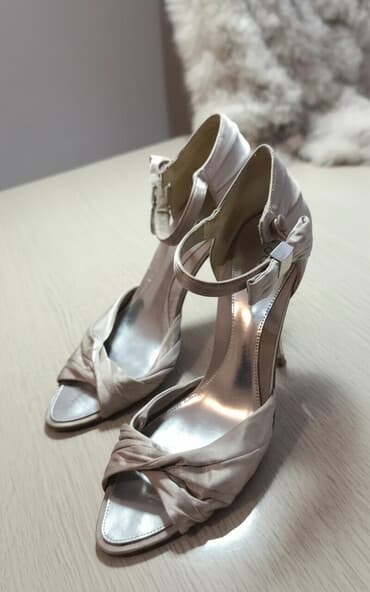 Угги: Туфли, 40, Б/у, Самовывоз — 1