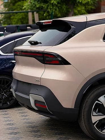 geely preface: Changan Qiyuan Q05: 2025 г. — 7