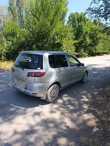 1: Mazda Demio: 2004 г., 1.3 л, Автомат, Бензин, Хэтчбэк — 7