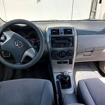 2008: Toyota Corolla: 2008 г., 1.8 л, Механика, Бензин, Седан — 3