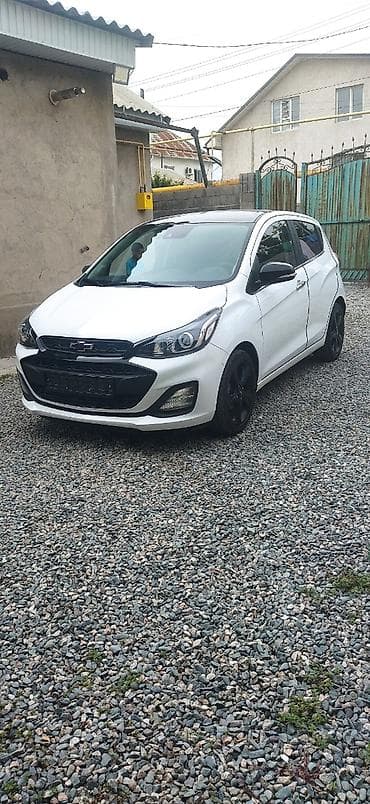 Chevrolet Spark: 2019 г., 1 л, Вариатор, Бензин, Хэтчбэк
