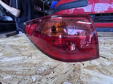 Стоп-сигналы: Задний правый стоп-сигнал Kia 2014 г., Оригинал — 2