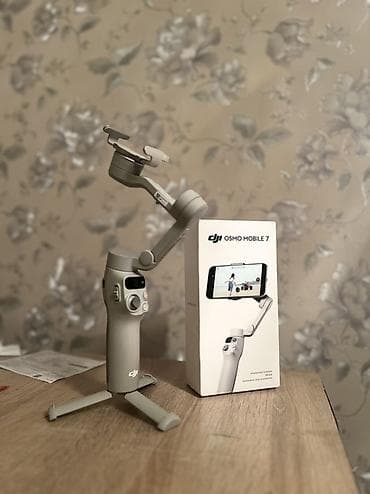 Стабилизатор для смартфона DJI Osmo Mobile 7 - 3-осевая стабилизация